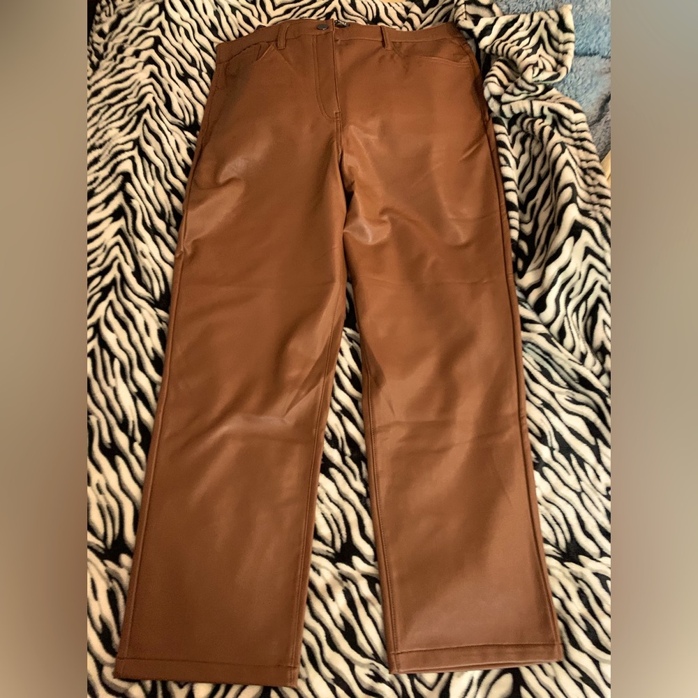 Brand new pleather pants in cognac - nice fitting